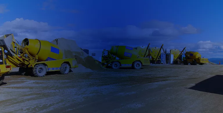 Autohormigoneras y camiones revolvedores de concreto Carmix para construcción