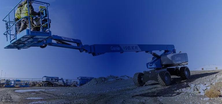 Plataforma articulada de elevación Genie para trabajos en altura en obra