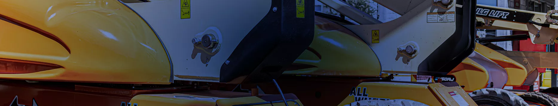 Plataformas de elevación articuladas y telescópicas marca JLG para trabajo en altura